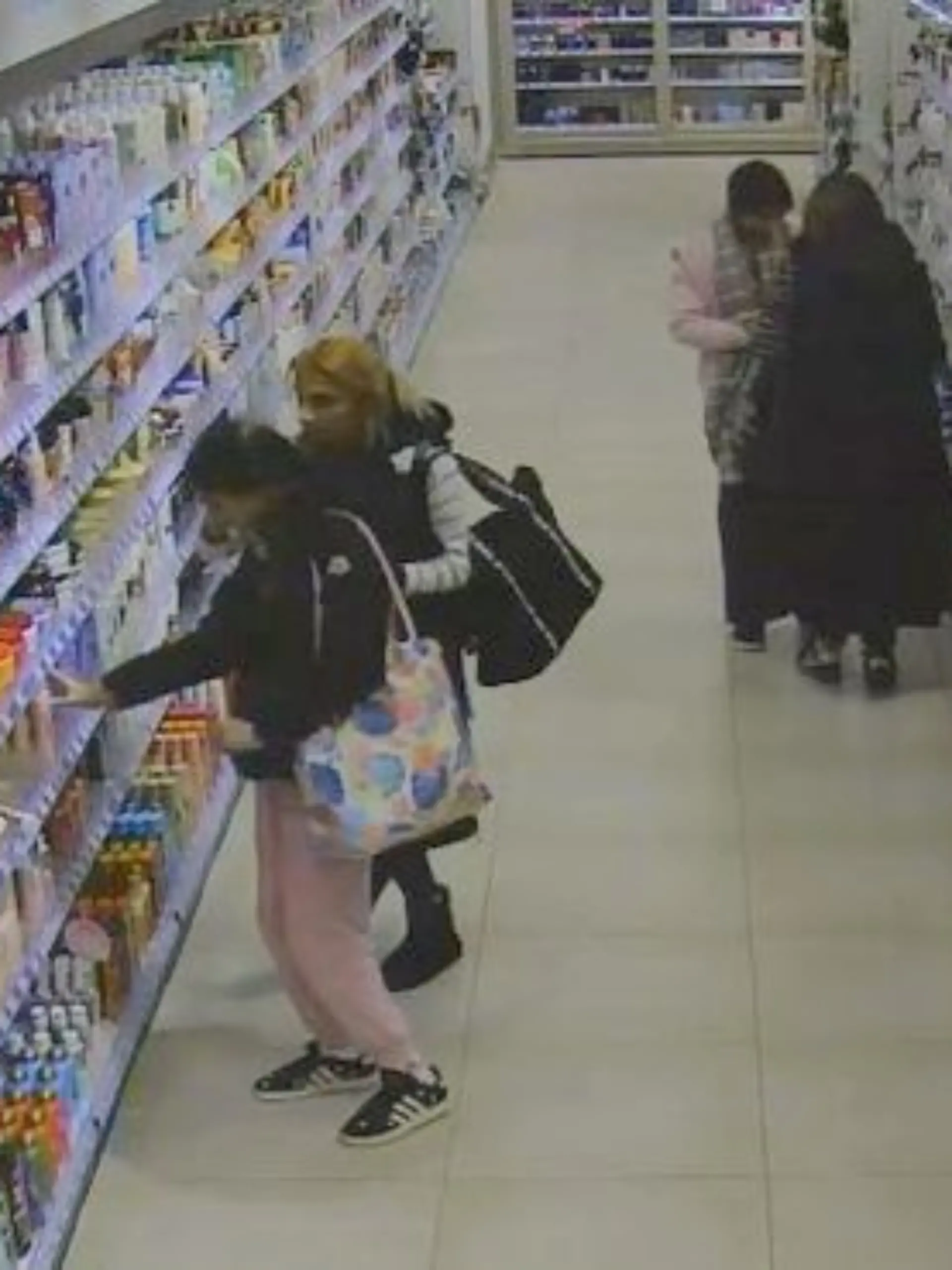 Fahndung nach vier Frauen in Essen 