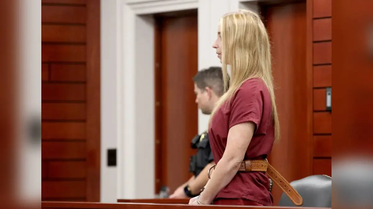 Julie Rizzitello ist wegen sexuellem Missbrauch ihrer Schüler zu zehn Jahren Haft verurteilt worden. 