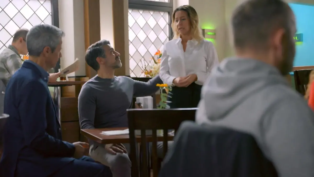 Ute trifft Ferhat und Benedikt gemeinsam an „Unter uns“-Folge vom 26.02.26 auf RTL+