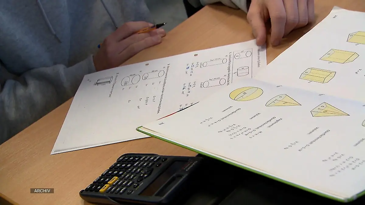 40 Kinder sollen Klasse wiederholen Streit um Sprachförderung