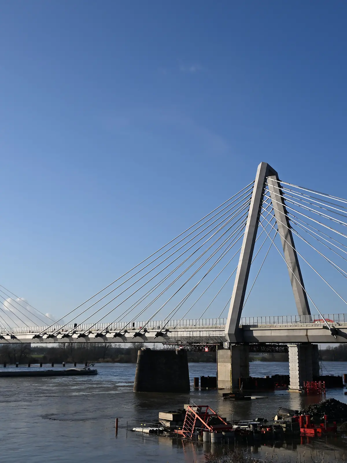 Rheinbrücke Leverkusen bis auf Weiteres vollständig gesperrt