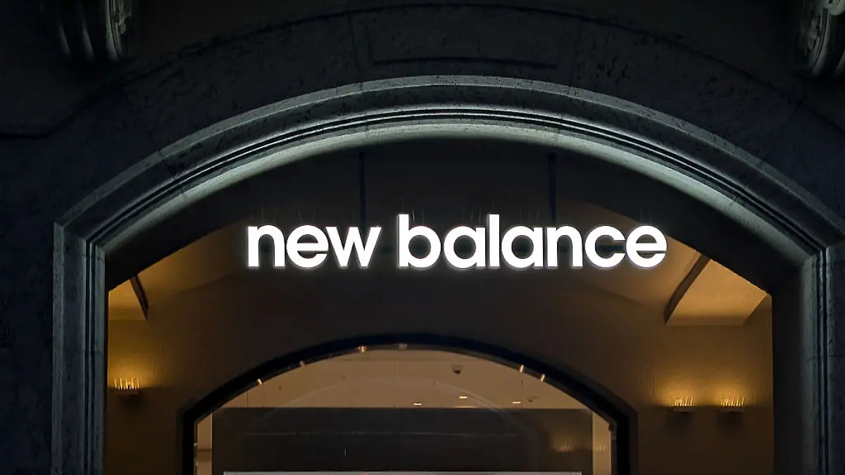 New Balance Logo