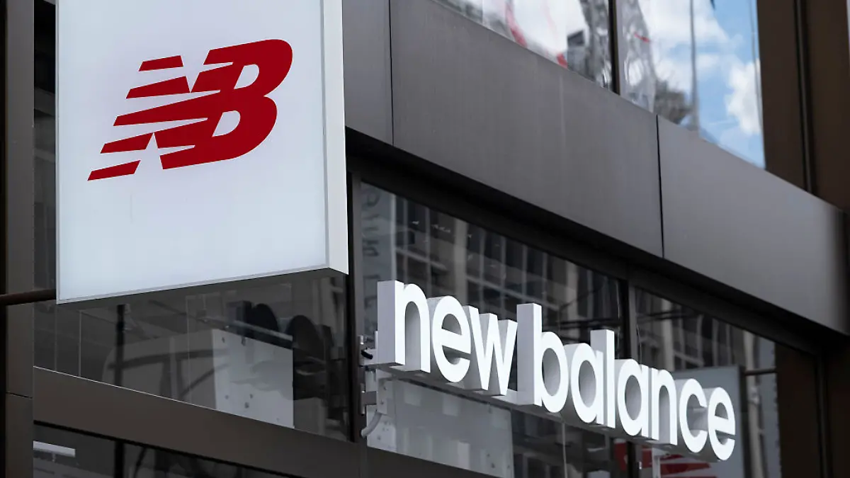 New Balance Logo