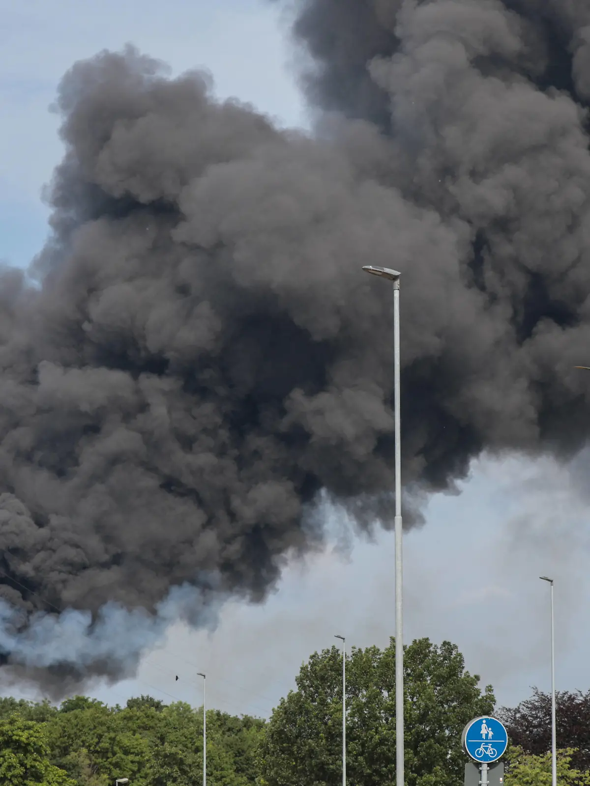 210727 -- LEVERKUSEN GERMANY, July 27, 2021 -- Smoke rises from the explosion site at Chempark Leverkusen in Leverkusen, western Germany, on July 27, 2021. At least one person died, 16 were injured and four were still missing after an explosion on Tuesday at Chempark Leverkusen, an industrial park for chemical companies in Germany, said Currenta, the company that operates the park. Photo by /Xinhua GERMANY-LEVERKUSEN-CHEMICAL SITE-EXPLOSION TimxOelbermann PUBLICATIONxNOTxINxCHN 
