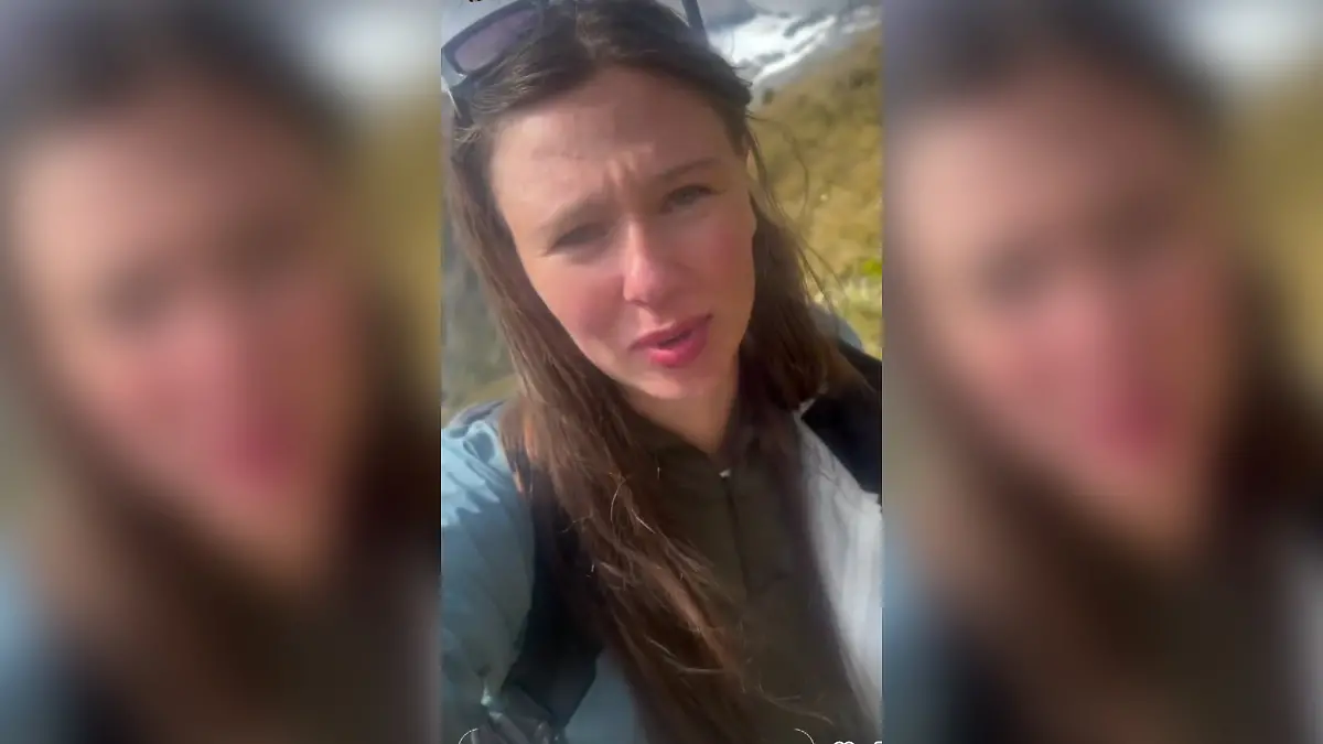 Ann-Kathrin Bendixen entgeht auf ihrer Gletscherwanderung in Neuseeland nur haarscharf einem Unglück. 