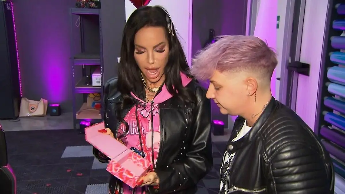 Damit überrascht Missy ihre Gina Lohfink erlebt ein "pinkes Wunder"