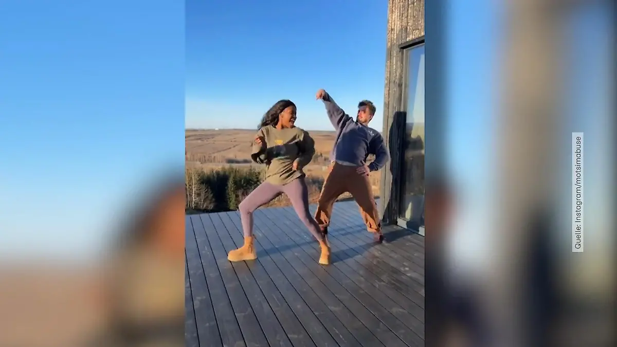 Motsi Mabuse tanzt sich (schon mal) warm „Let’s Dance”-Jurorin hat es voll drauf