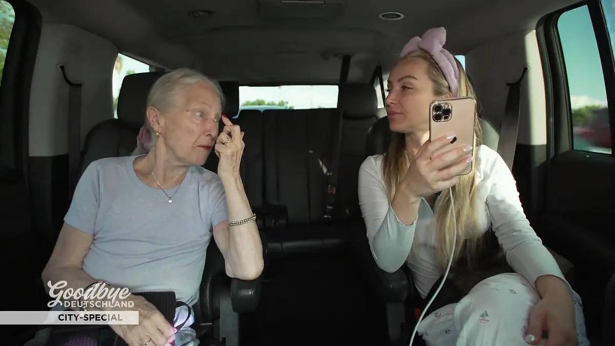 Magey wagt zwei Korrekturen – mit Mama an ihrer Seite Mama als Rückhalt