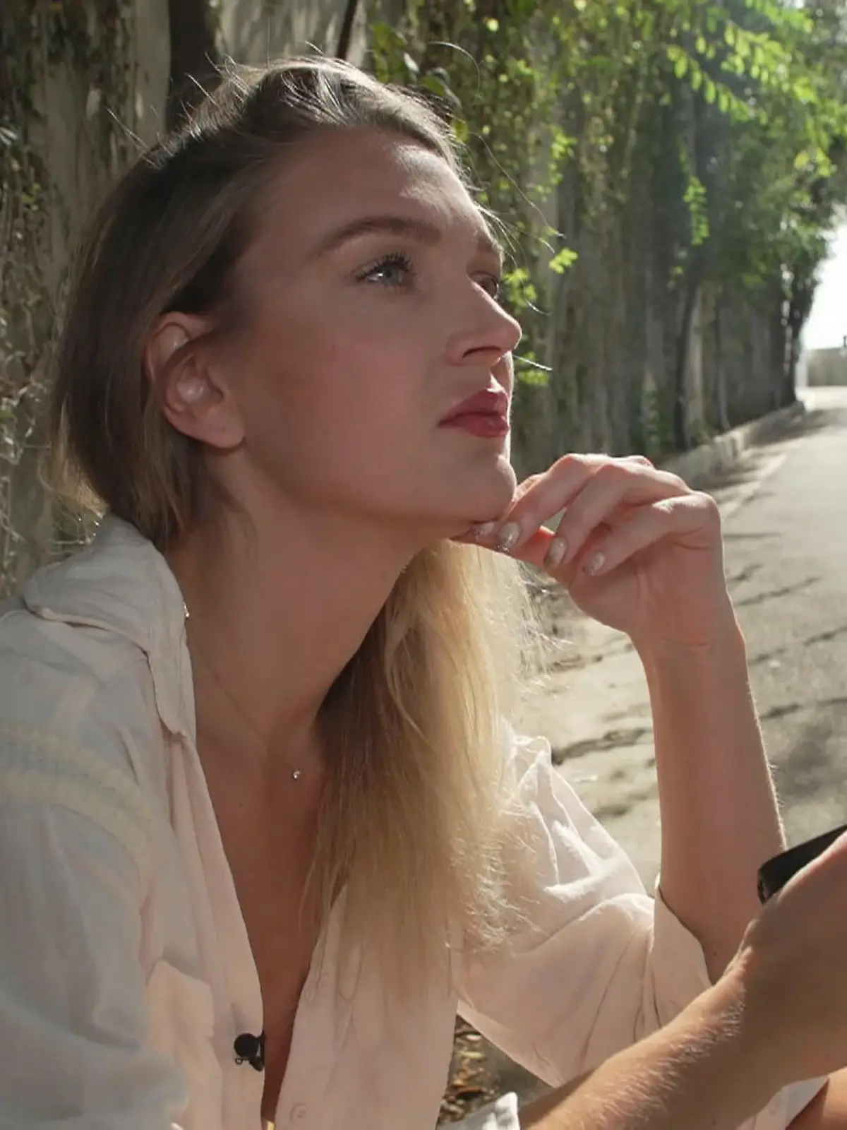 Bild zu: "In L.A. bangt Victoria um ihren Opa"