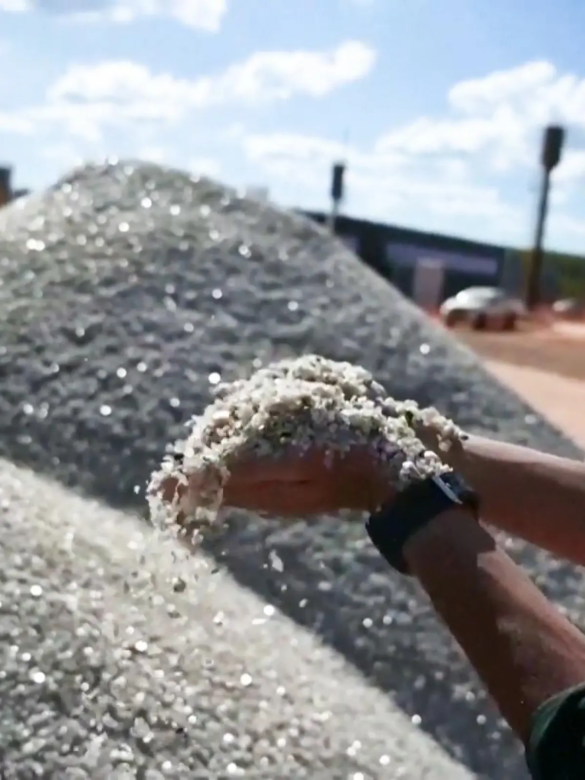 Bild zu: "Das Alkalimetall soll den Energiehunger stillen"