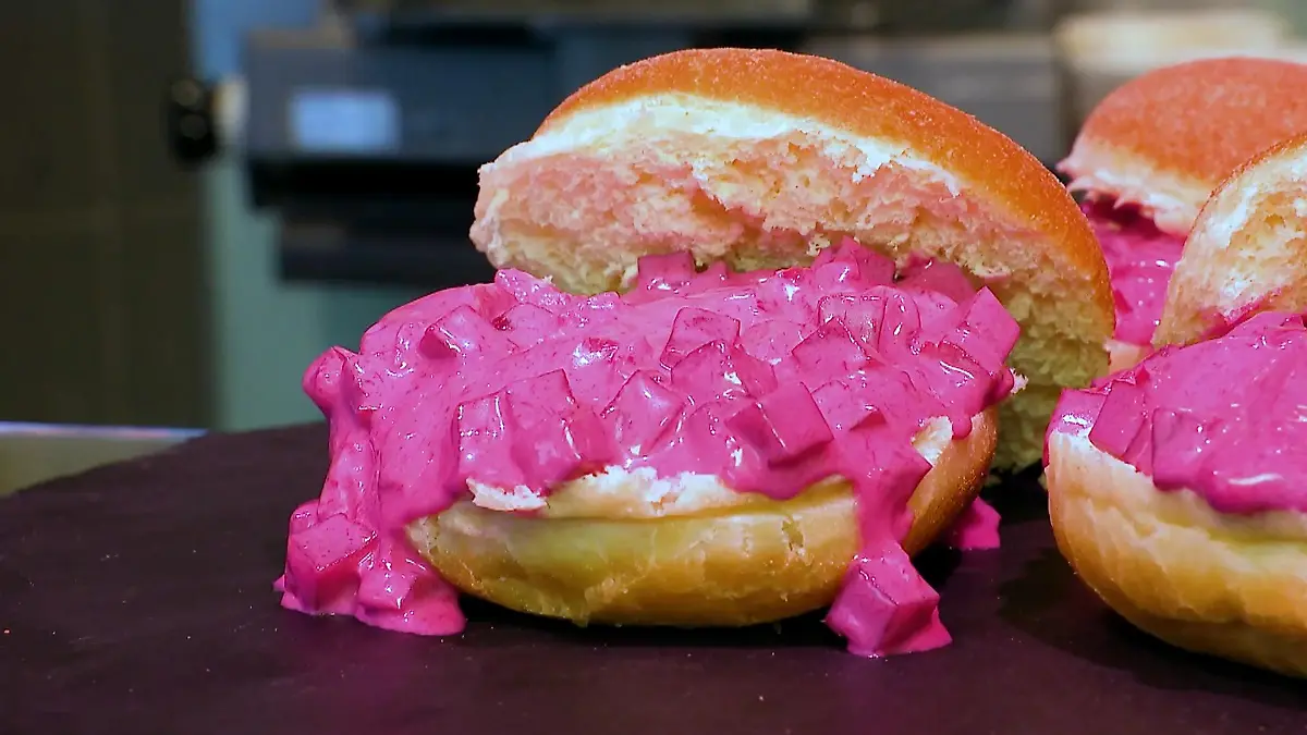 Berliner mit Heringssalat aus Xanten Fluffig und fischig