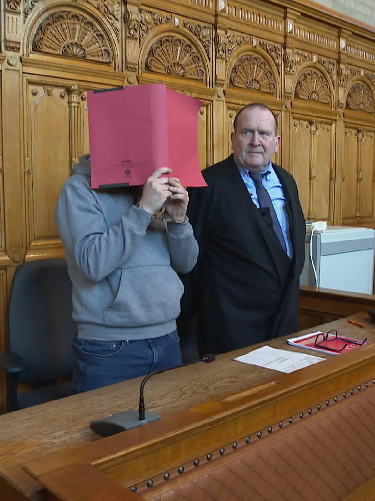 Bild zu: "Tanzlehrer missbraucht jahrelang Kinder"