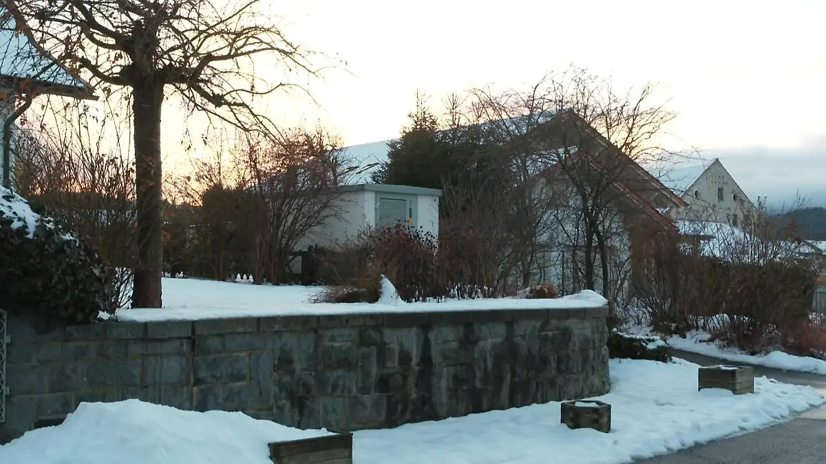 Bürgermeisterbesuch deckt den Schwindel auf Rentenbetrug?