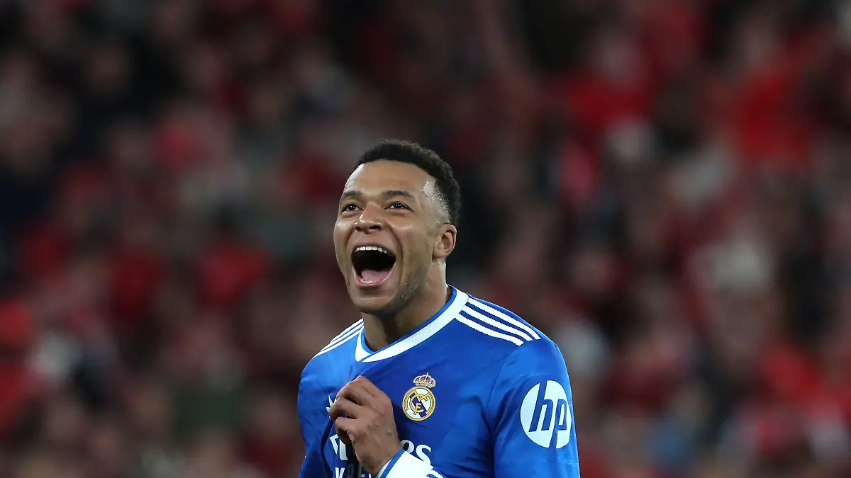 Superstar Kylian Mbappé feiert den Sieg von Real Madrid.