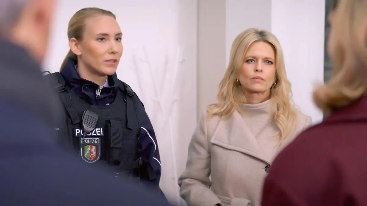Patrizia erscheint mit der Polizei bei Stella Die „Unter uns“-Wochenvorschau (Teil 1)