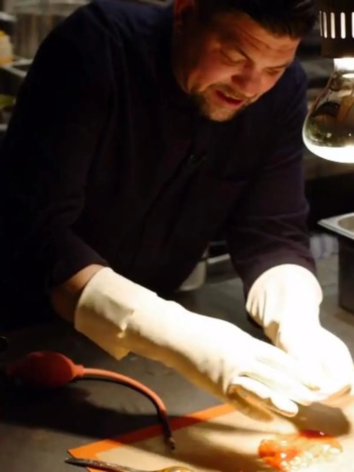 Bild zu: "Scheitert Tim Mälzer an dieser Aufgabe?"