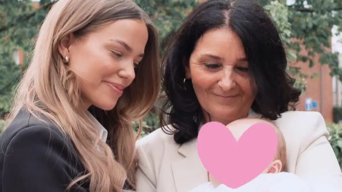 Laura Maria Rypa gratuliert ihrer Mama zum Muttertag.