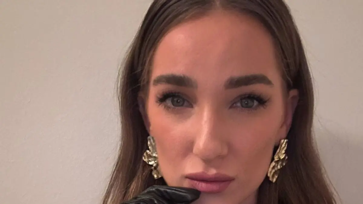 Bachelor-Teilnehmerin Mareike Köhler kann es teils nicht glauben, wie Männer Frauen solche Nachrichten schicken können.