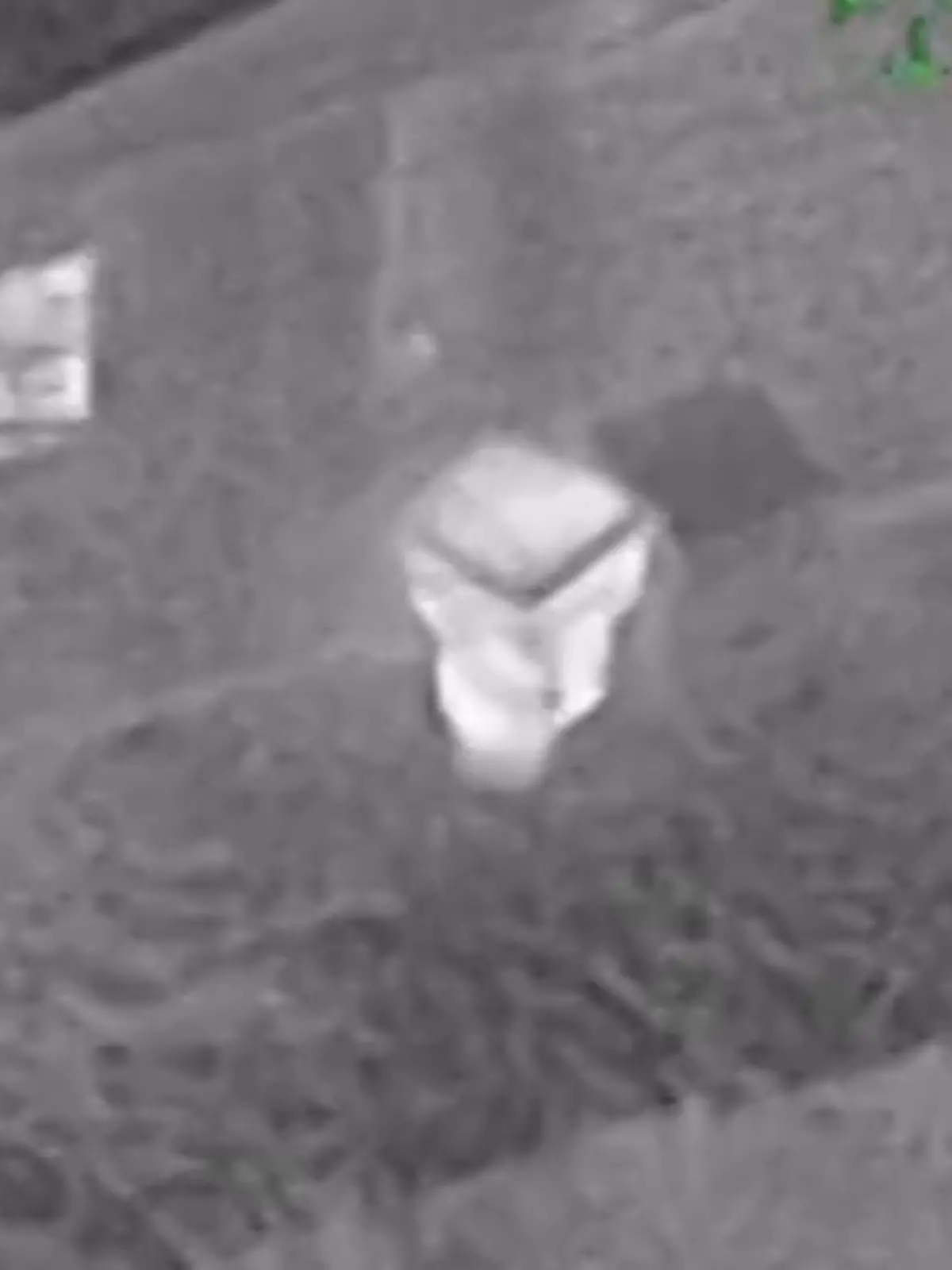 Bild zu: "Schmutziges Versteckspiel! Polizei entlarvt Schwerverbrecher mit genialem Trick"