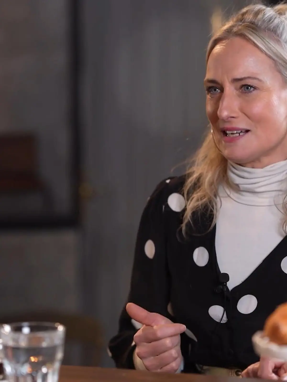 Bild zu: "Eva Mona Rodekirchen spricht über ihre Wechseljahre"