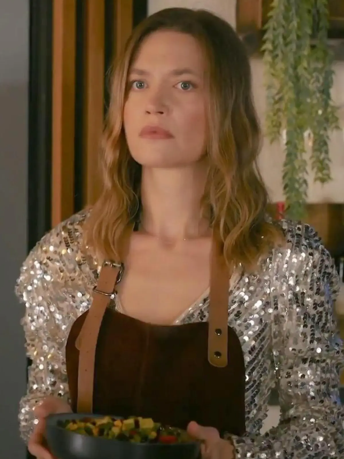 AWZ: Nathalie sieht mit an, wie Emma vor Matteo auf die Knie geht