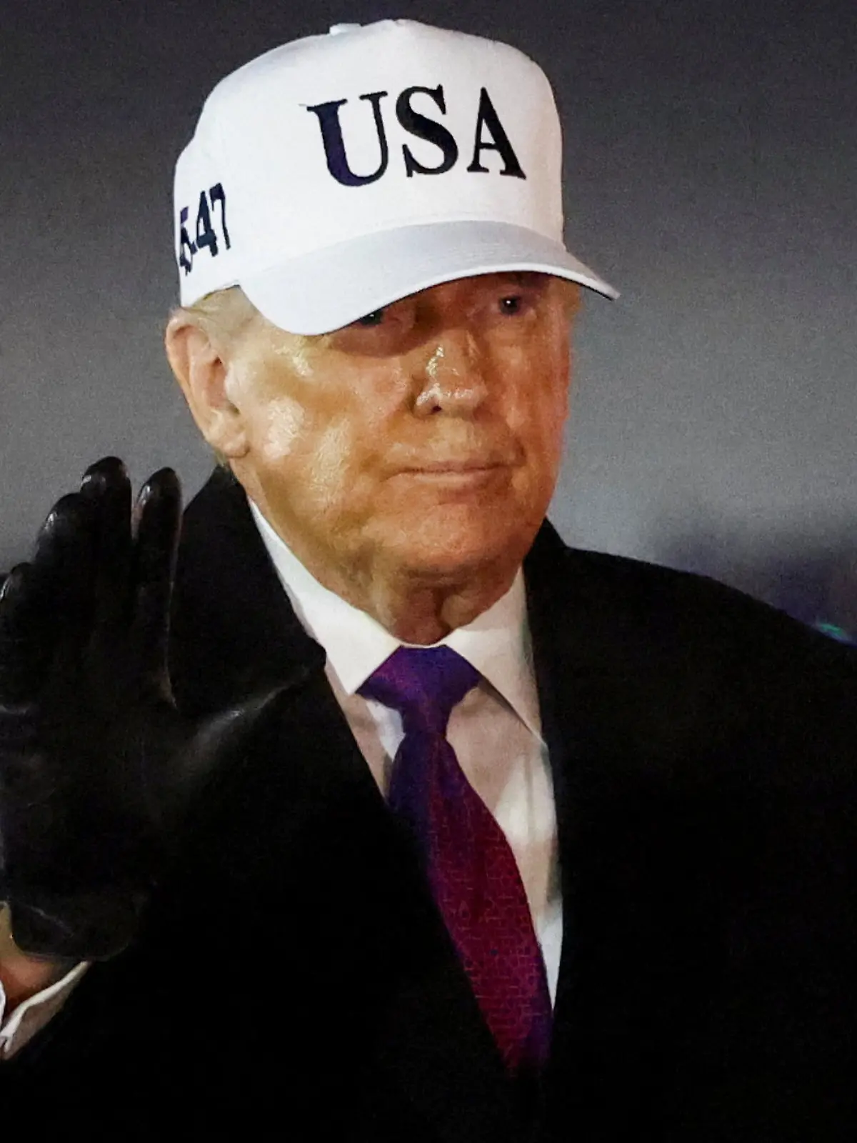 U.S. President Donald Trump arrives at Joint Base Andrews in Maryland, U.S., February 19, 2026.  REUTERS/Kevin Lamarque