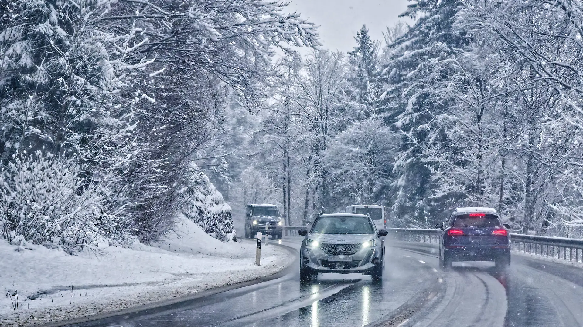 Schnee und Eis in Traunstein in Bayern
