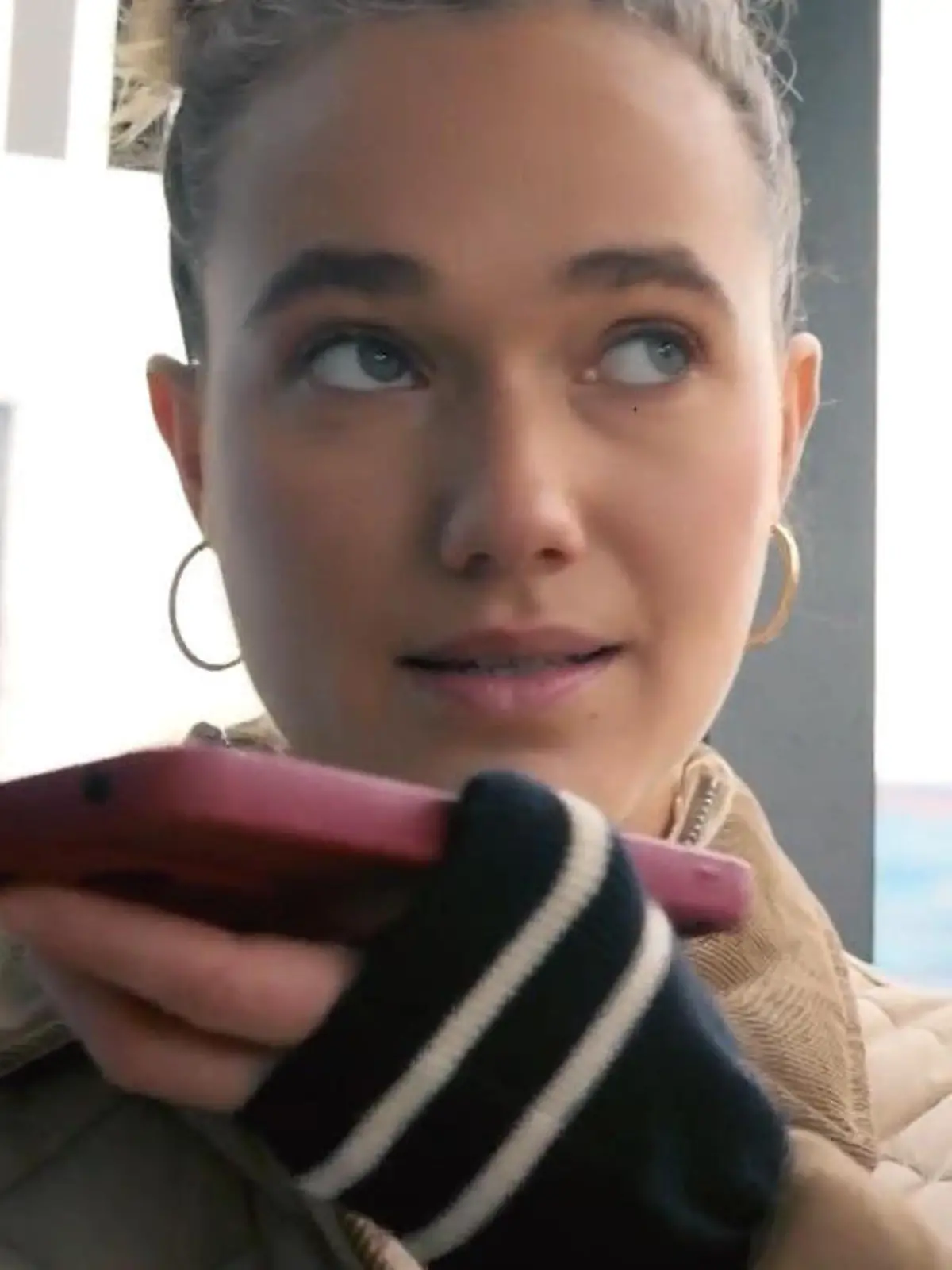 AWZ: Joana nimmt eine verhängnisvolle Nachricht auf