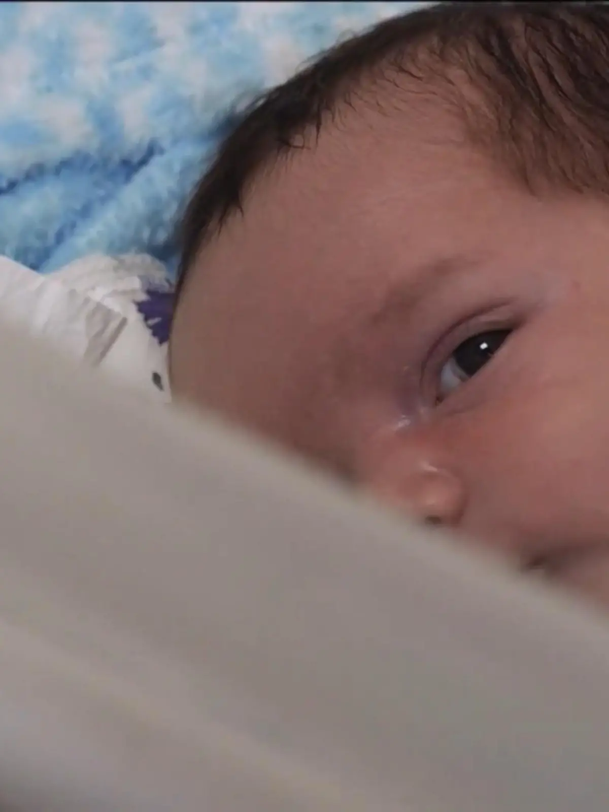 Bild zu: "Mädchen lebt neun Jahre ohne Namen"