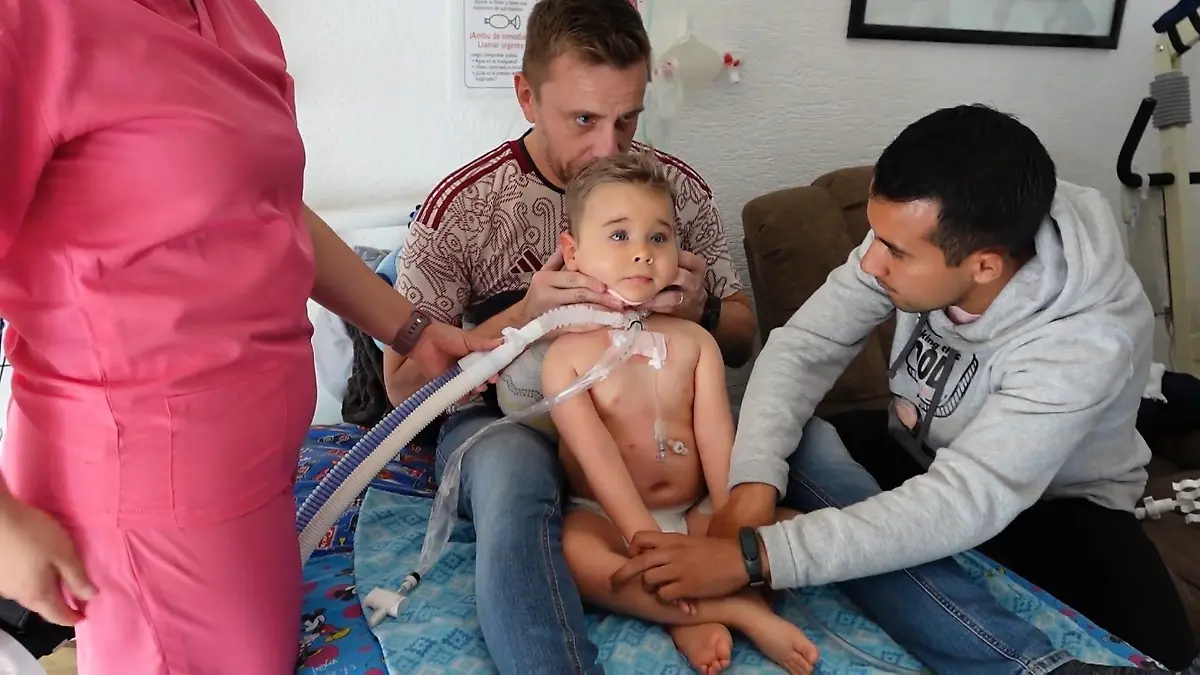 Nach Autounfall in Familienurlaub: Olli zeigt es allen! Die Ärzte glaubten nicht daran!