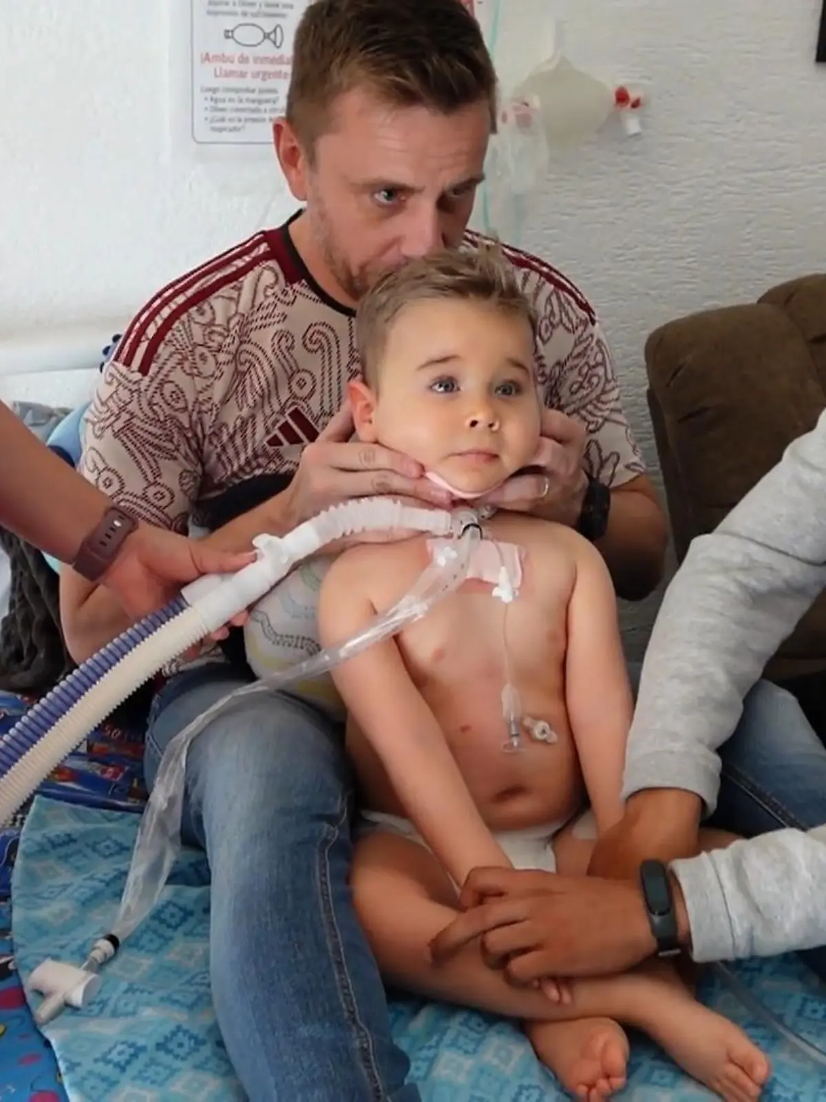 Bild zu: "Kleiner Olli macht unglaubliche Fortschritte – neues Video rührt zu Tränen"