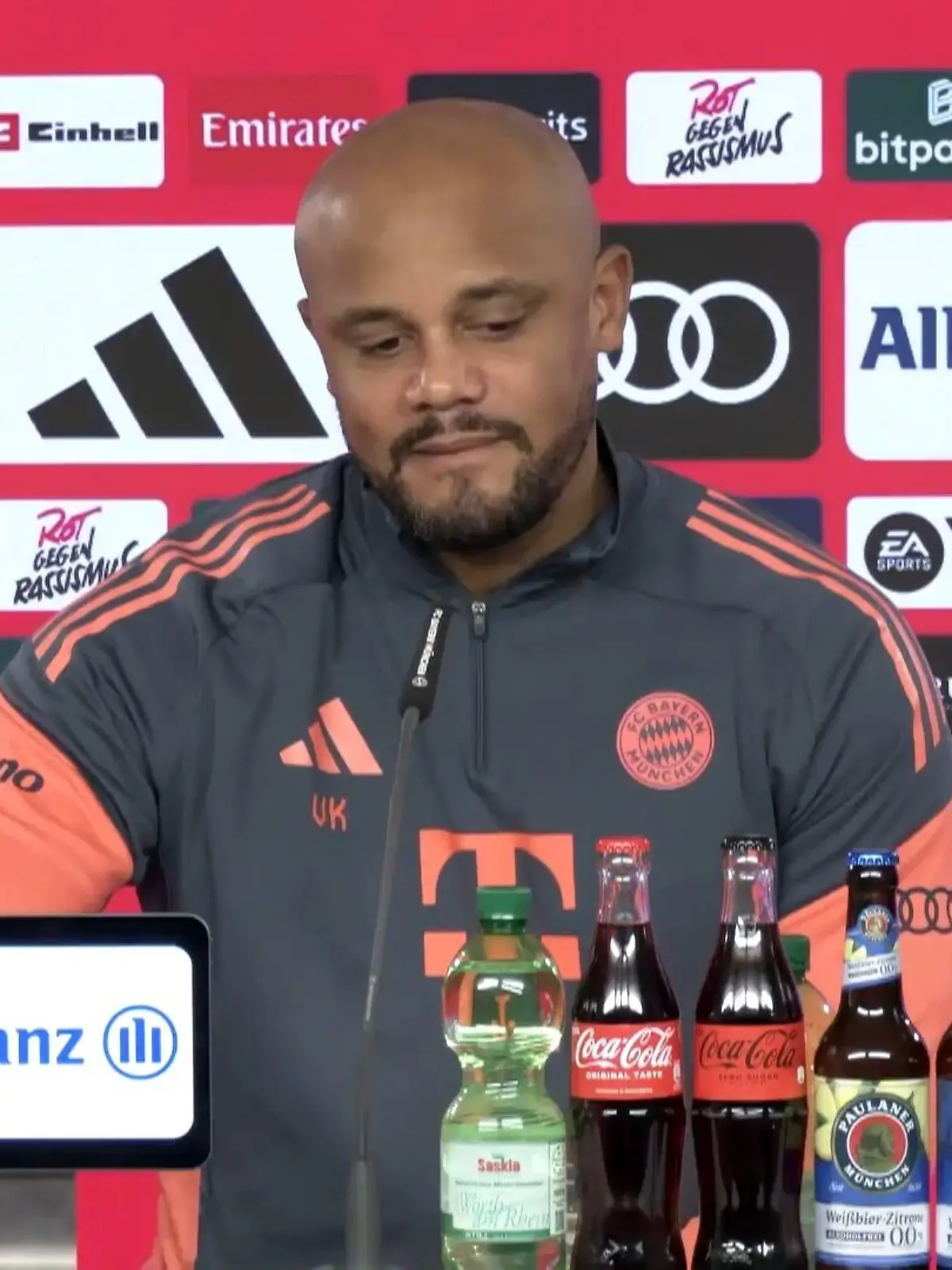 Bild zu: "Rassismus-Skandal! Kompany stellt sich klar hinter Vinícius – die Antwort in voller Länge"