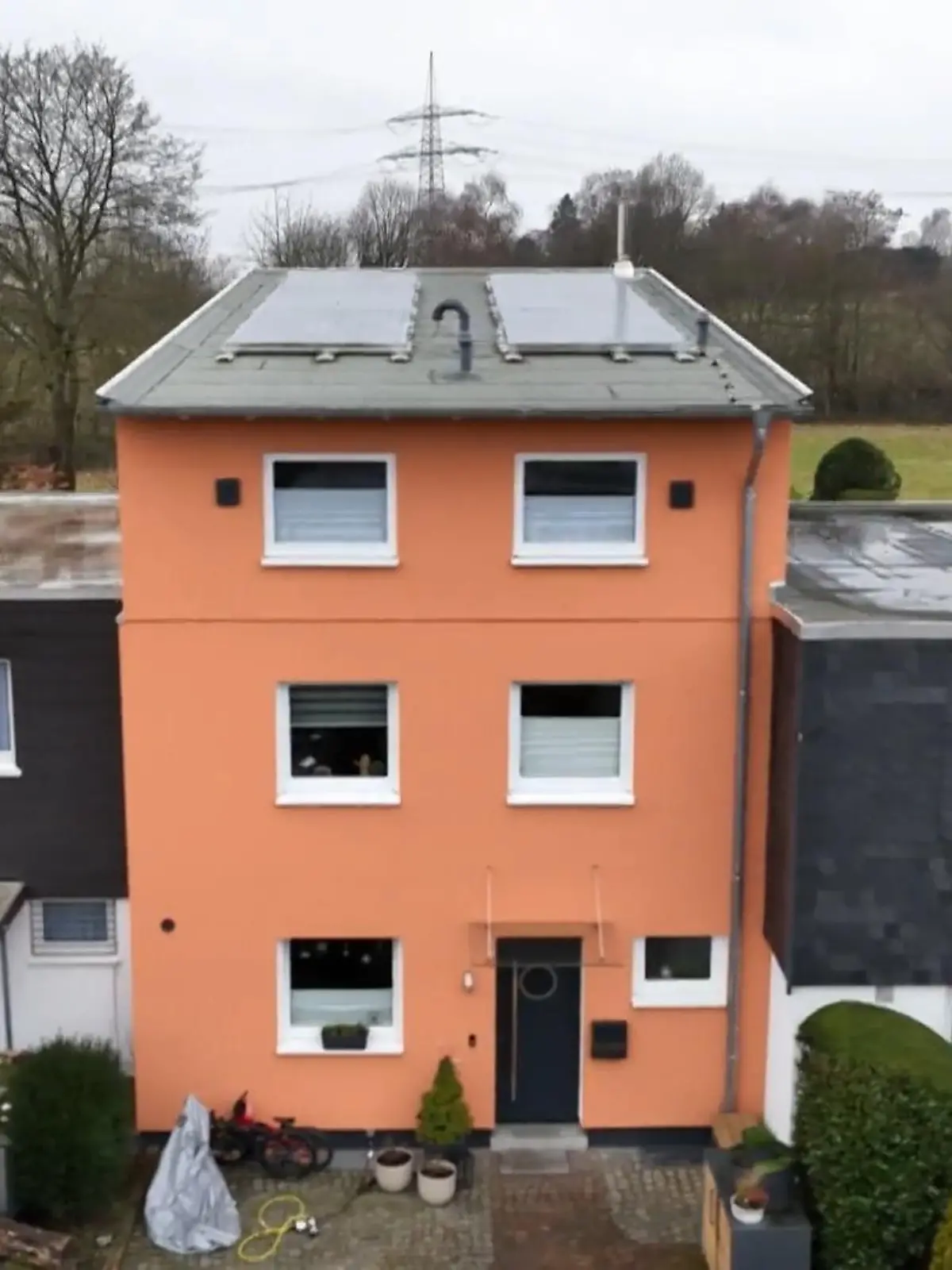 Bild zu: "Nachbarschaftsstreit um Extra-Etage"