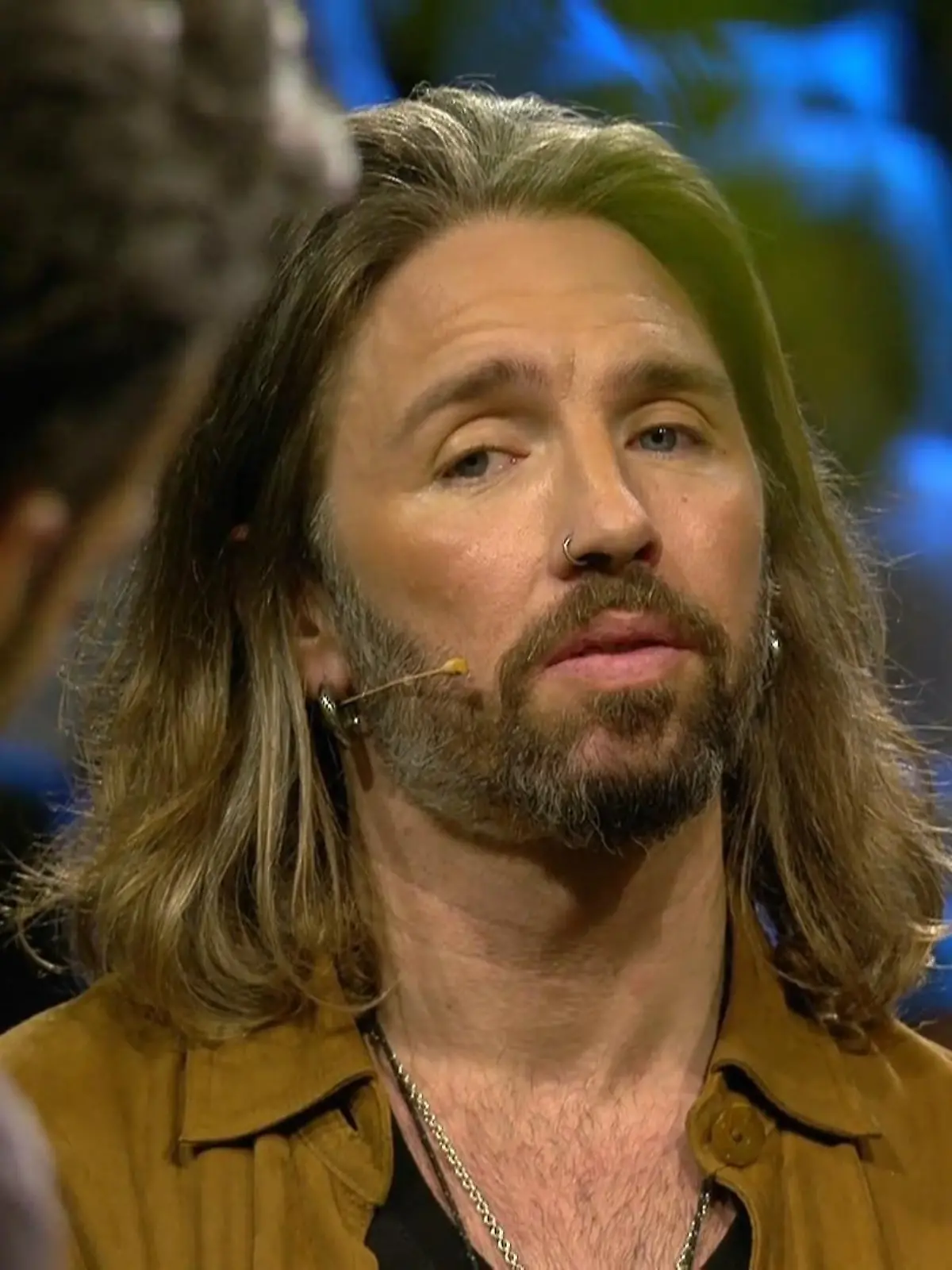 Bild zu: "Warum hat Gil Ofarim im Dschungelcamp falsche Begriffe verwendet?"