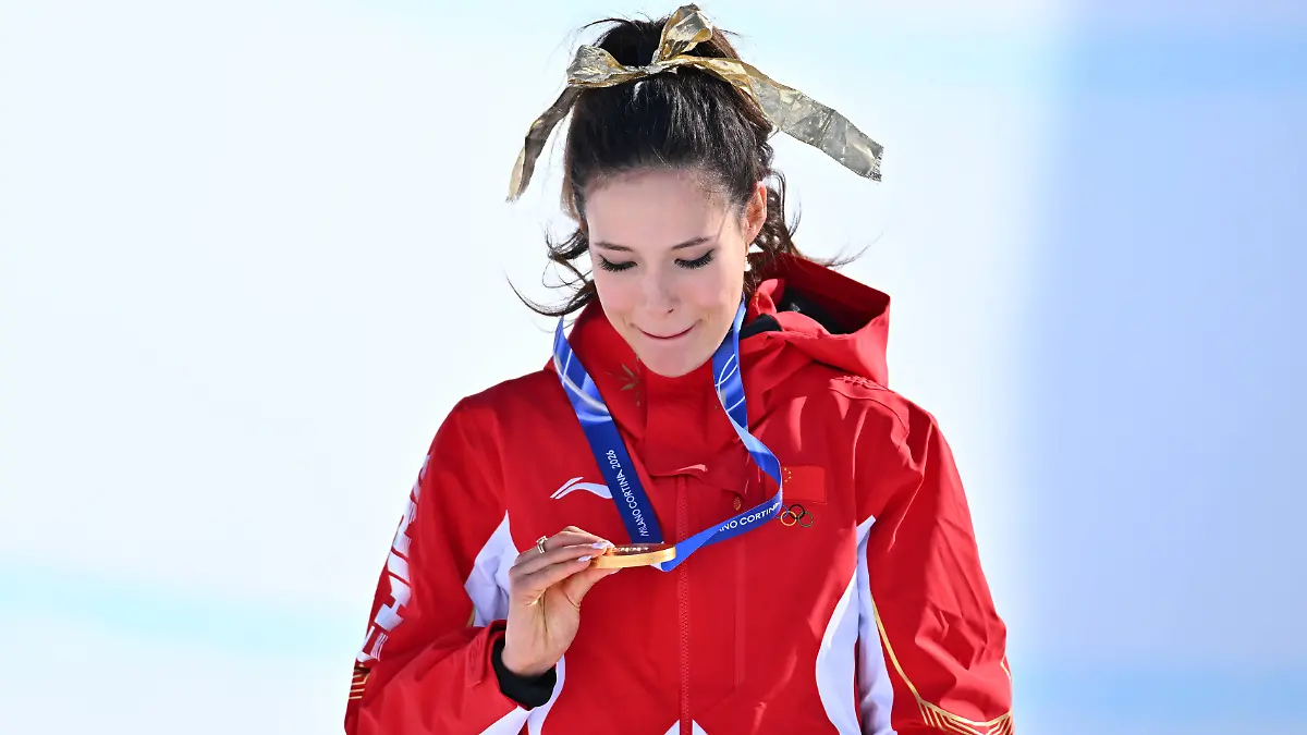 Eileen Gu gewinnt Gold – verliert aber ihre Oma.