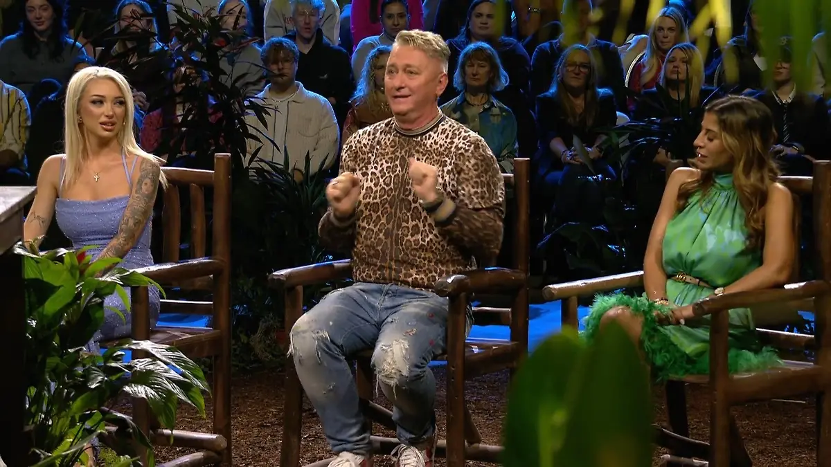 Hubert scheitert zwischen Eva und Ariel Fronten verhärtet