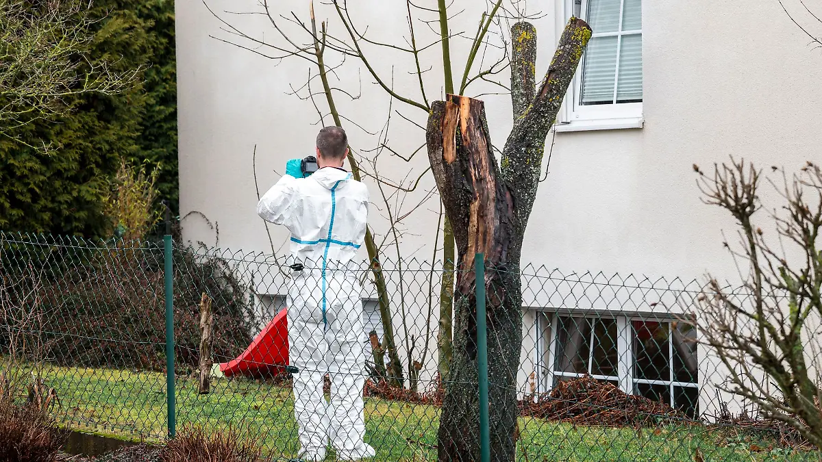 Die Polizei hat die Leichen einer vierköpfigen Familie gefunden.