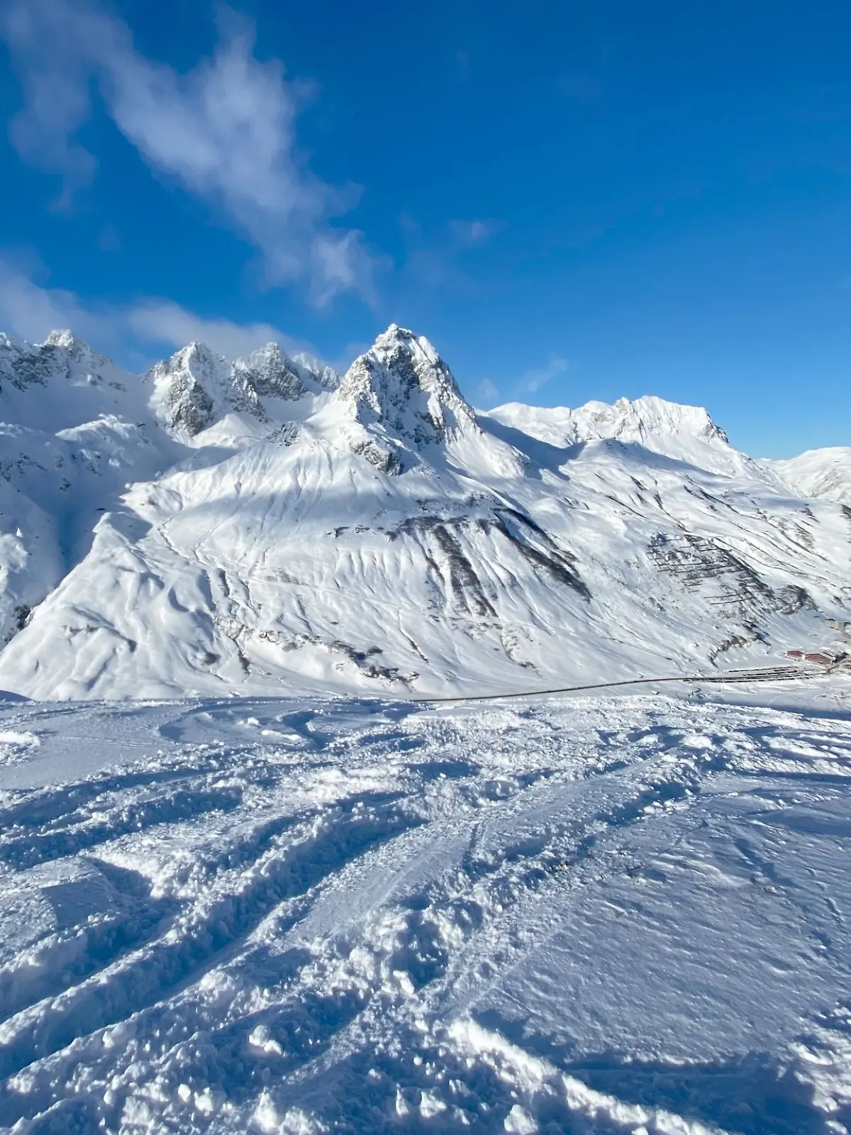 Bild zu: "Zwei Frauen sterben bei Lawine in den Alpen"