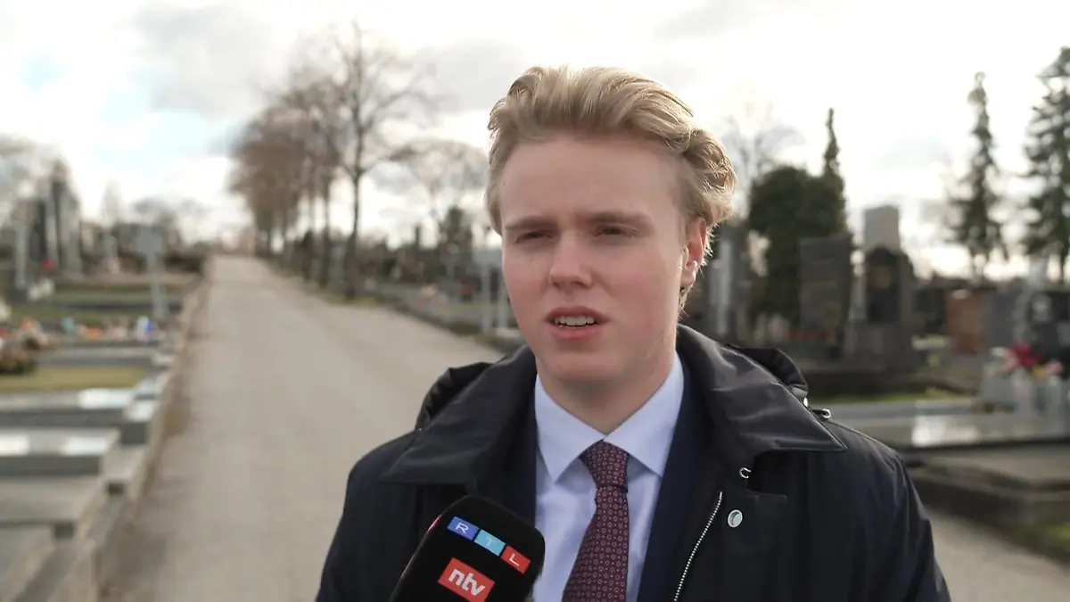 Verdächtige (14) wirkte "sehr kalt, emotionslos" Bluttat auf Wiener Friedhof