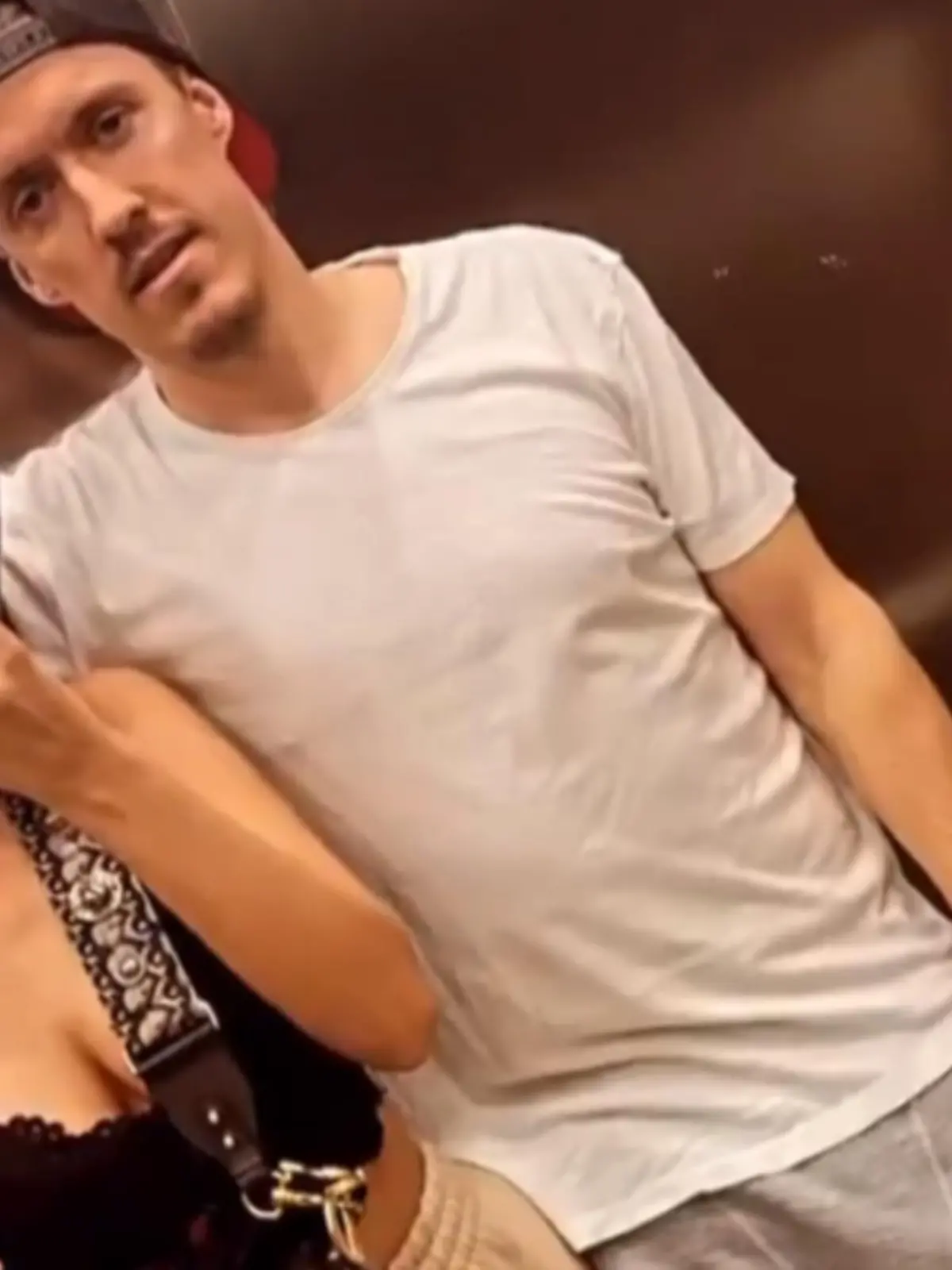 Max Kruse und seine Freundin Dilara