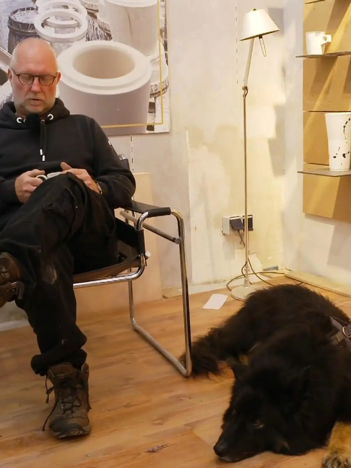 Bild zu: "Jimmys erste Nacht bei Frank: Bleibt es so gut?"