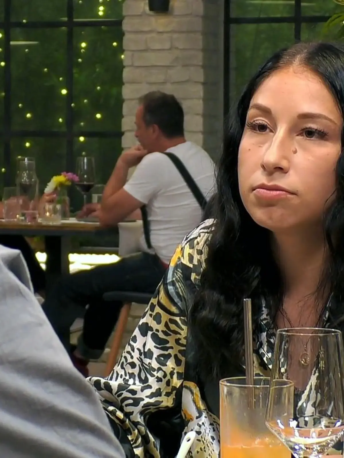 Bild zu: "Angelina ist von Timos Tattoos geflasht"