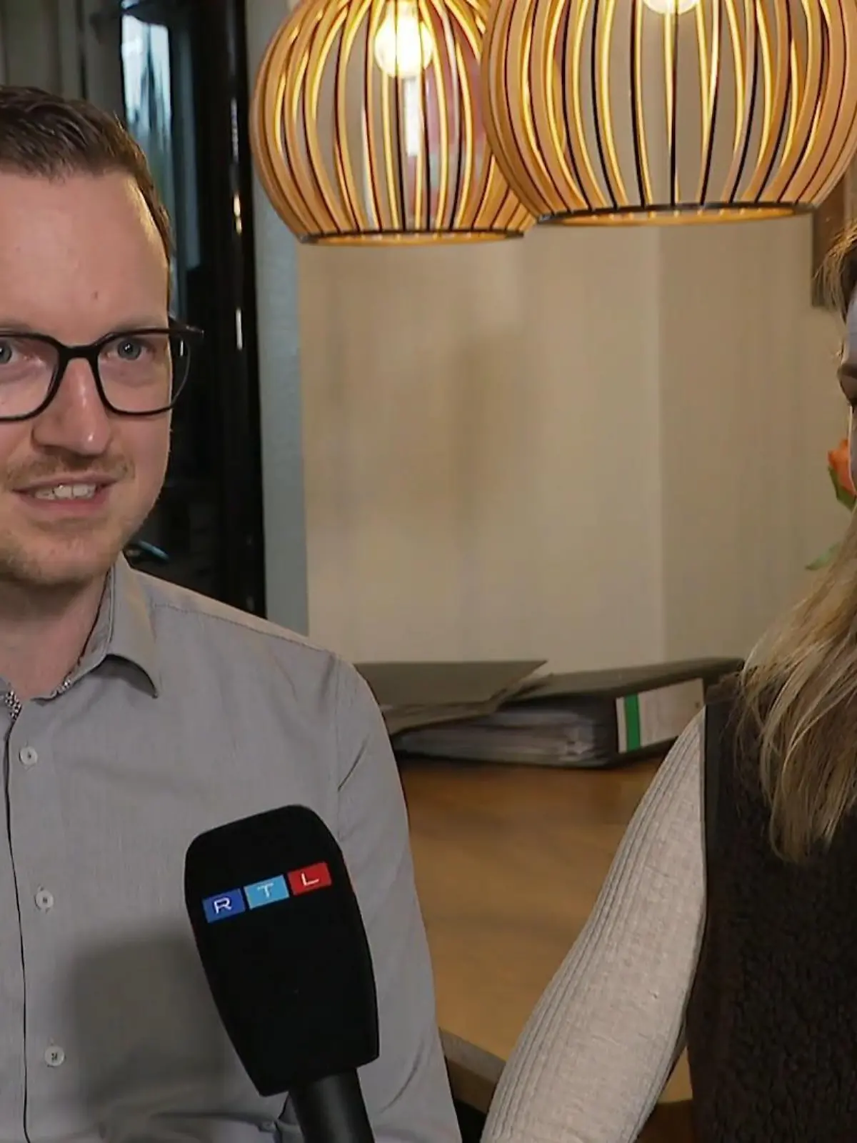 Bild zu: "Weil Nachbarn klagten! Familie vor dem Ruin"