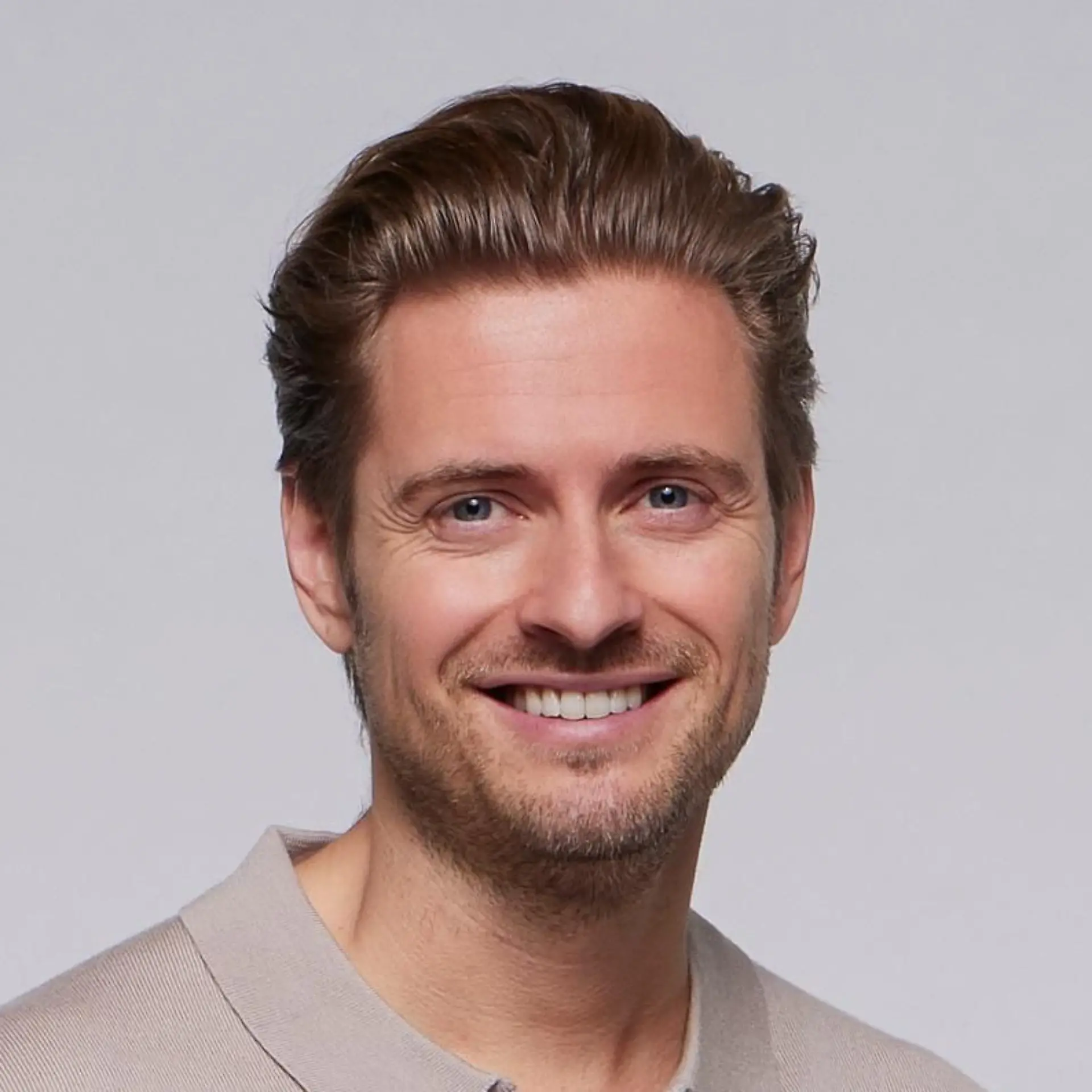 Porträt: Jörn Schlönvoigt spielt Philip Höfer