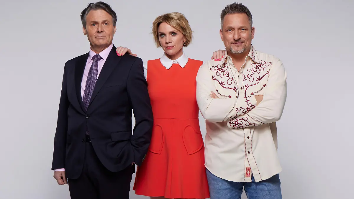 Wolfgang Bahro als Dr. Jo Gerner (l.), Gisa Zach als Yvonne Bode und Lars Pape als Michael ‘Michi’ Bode