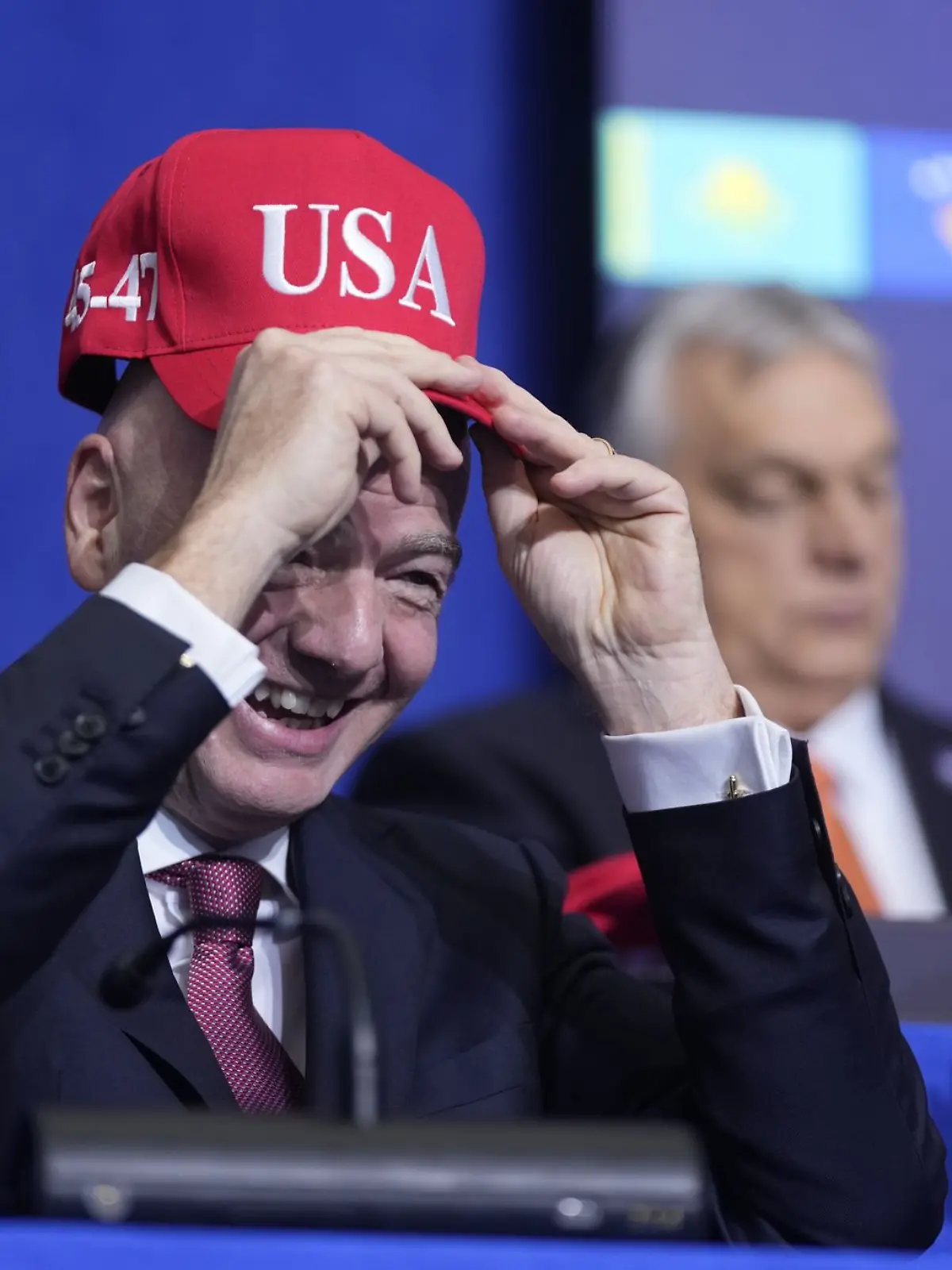 Bild zu: "Herz für die Macht: Infantino zehn Jahre FIFA-Boss"