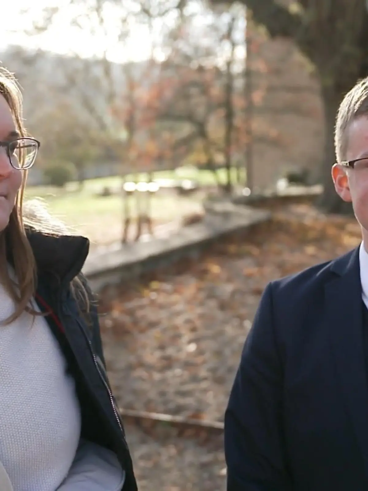 Bild zu: "Mama Lena besucht ihren Sohn Lucas"