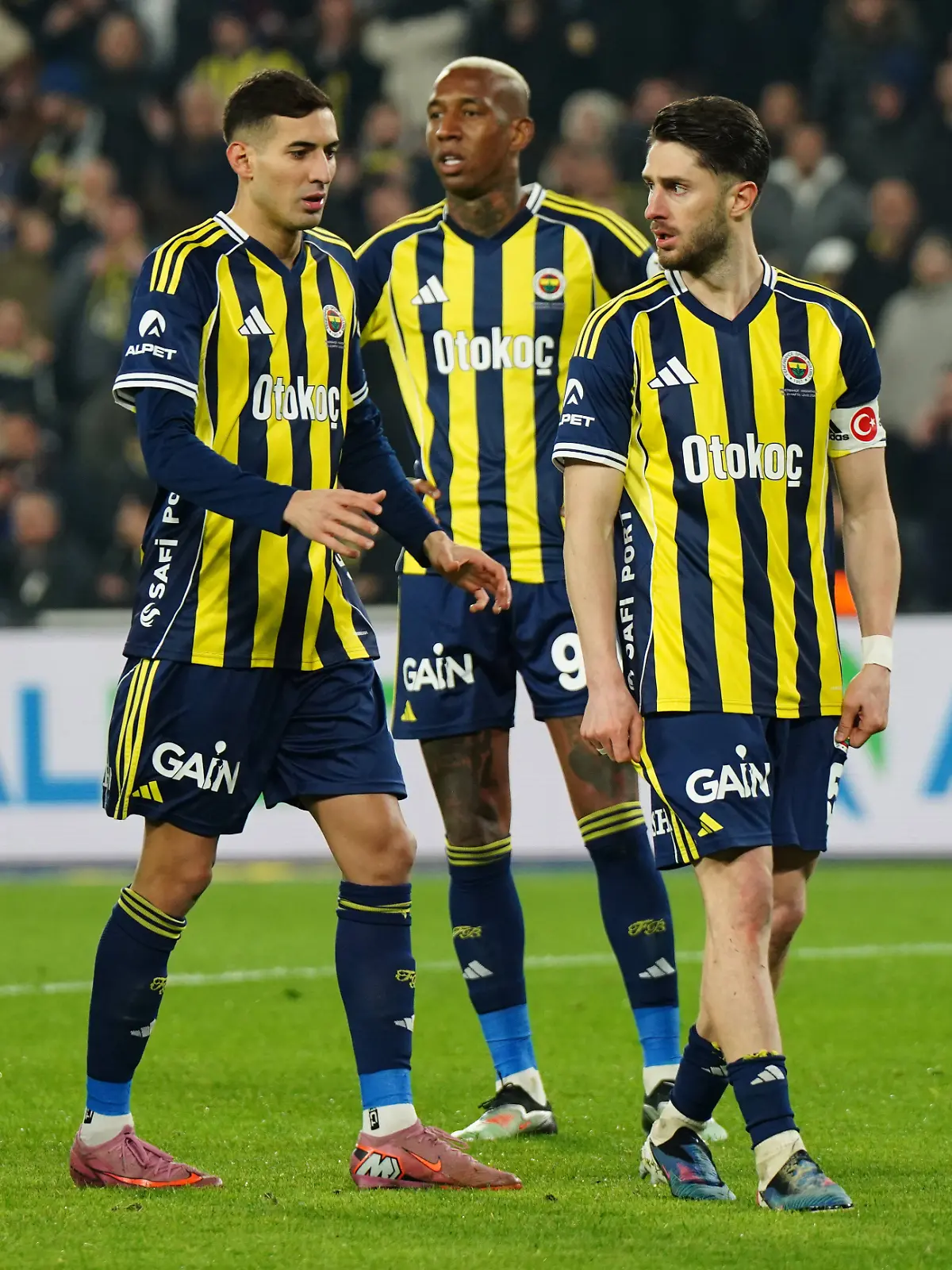 RTL zeigt das Europa-League-Spiel Nottingham Forest gegen Fenerbahce Istanbul im TV und auf RTL+ online im Stream