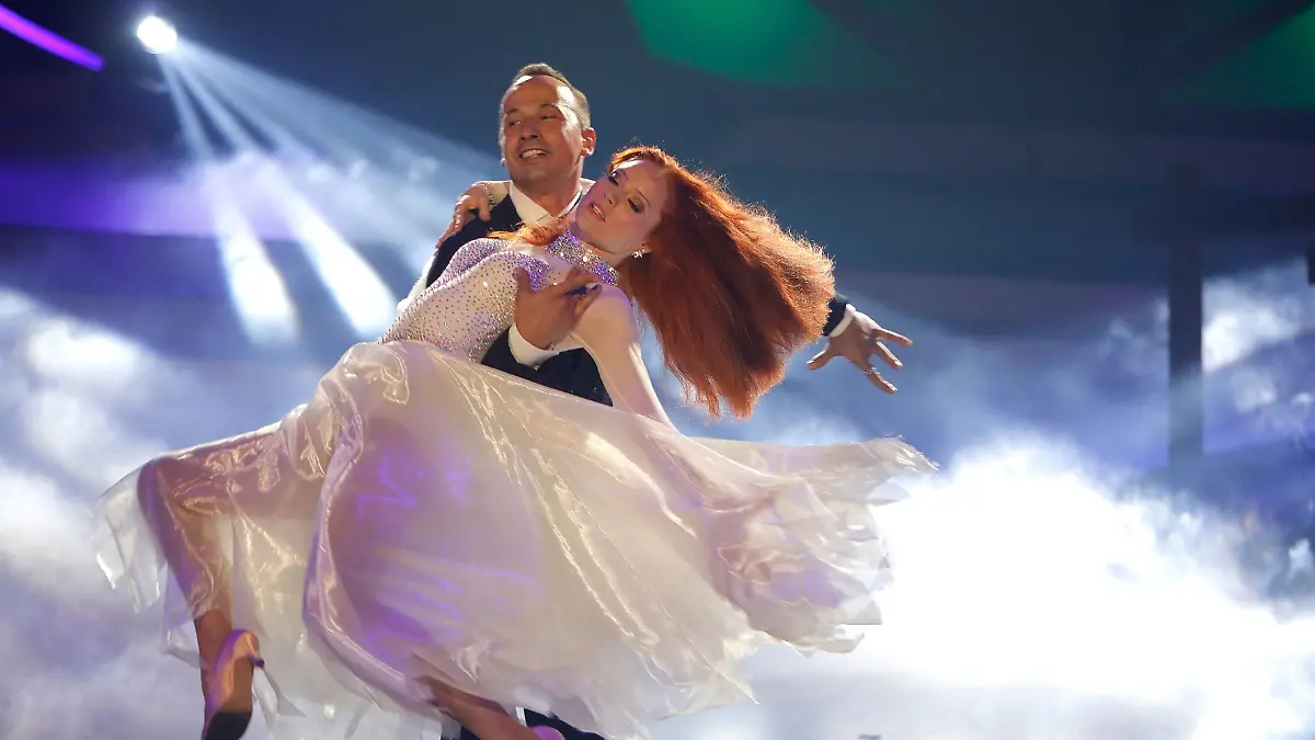 Barbara Meier und ihr Profitanzpartner Sergiu Luca im großen „Let’s Dance”-Finale 2018.