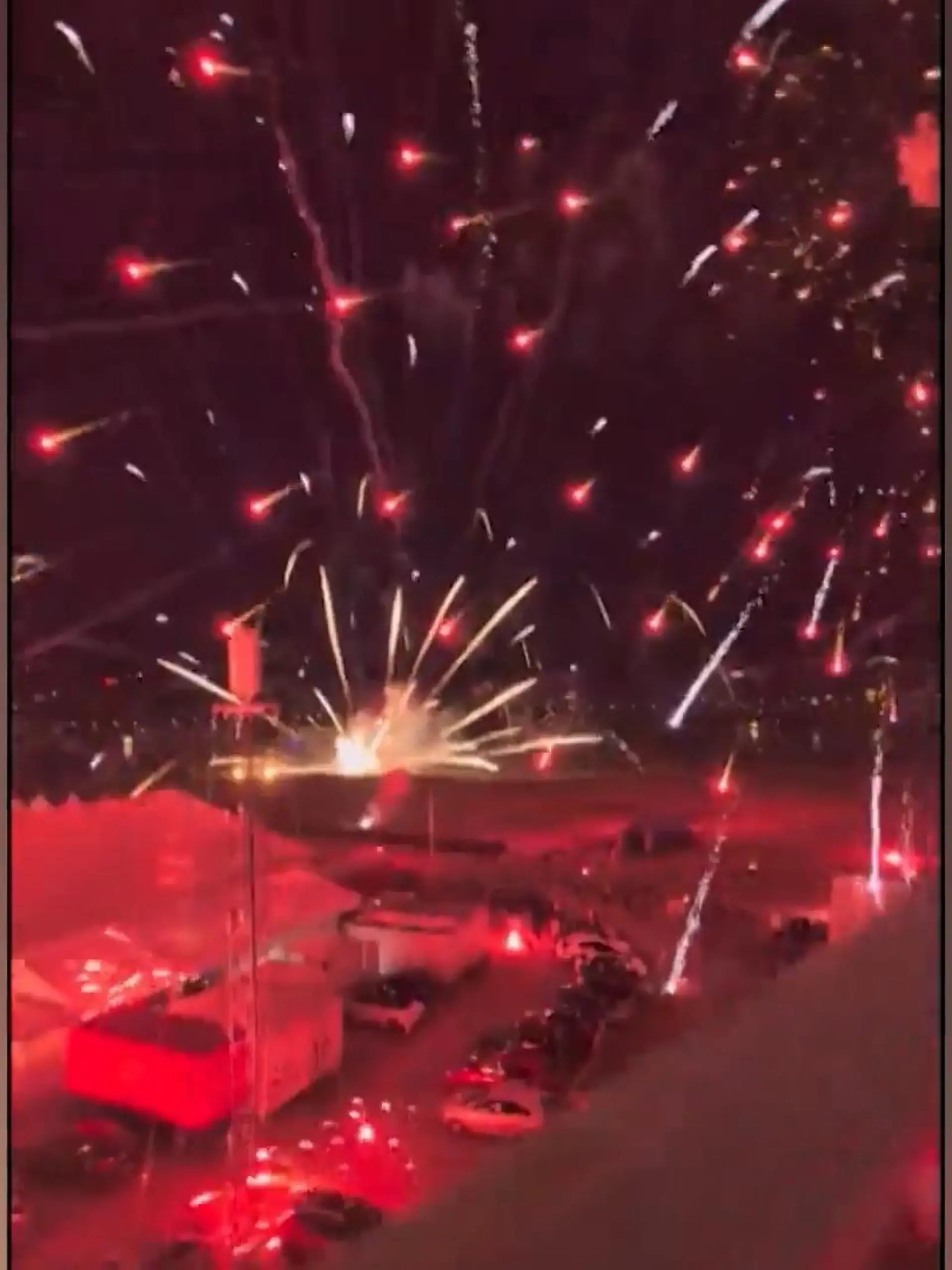 Bild zu: "Rheinkirmes weiterhin mit Feuerwerk"